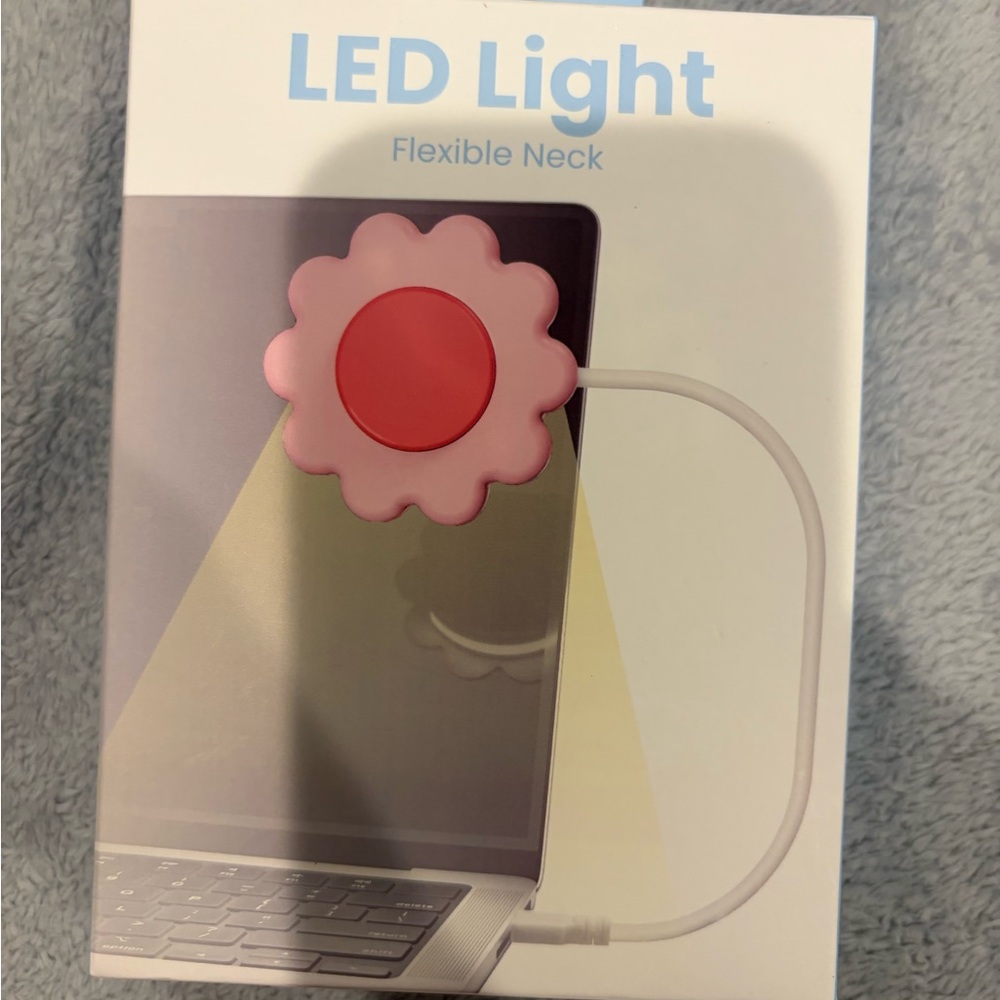 Pink Flower Clip-On USB LED Reading Light with Flexible Neck